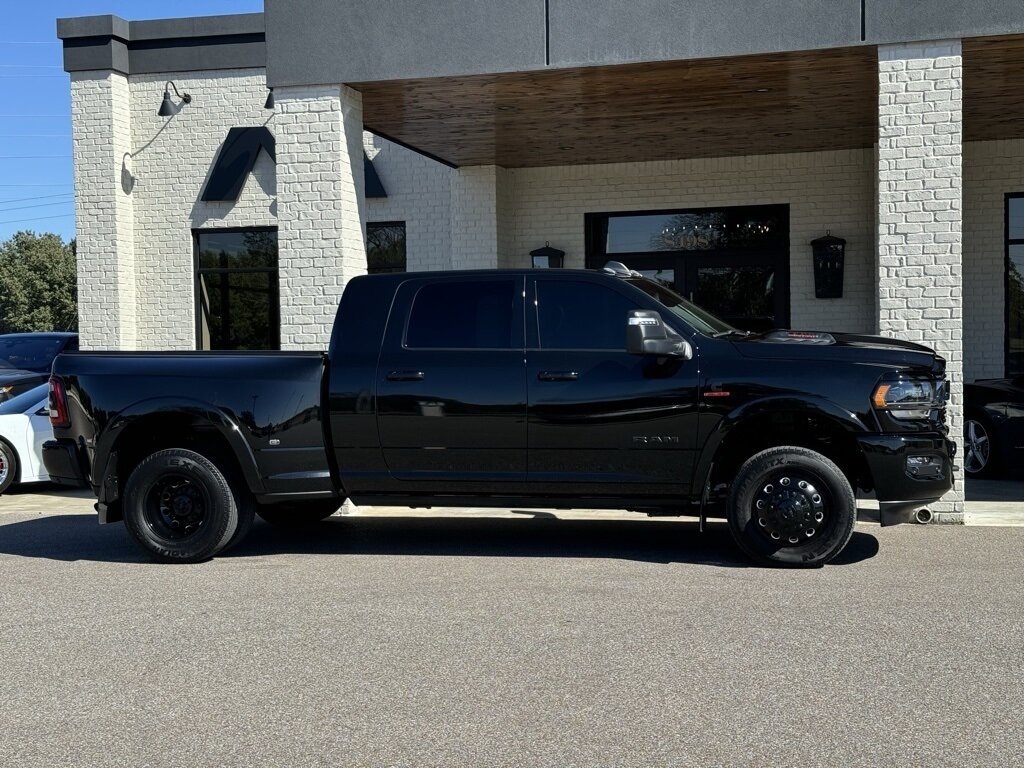 2023 RAM 3500 Limited   - Photo 18 - Martin, TN 38237