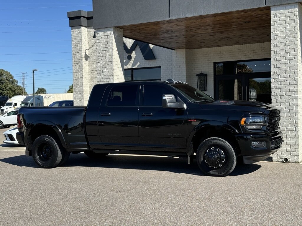 2023 RAM 3500 Limited   - Photo 19 - Martin, TN 38237