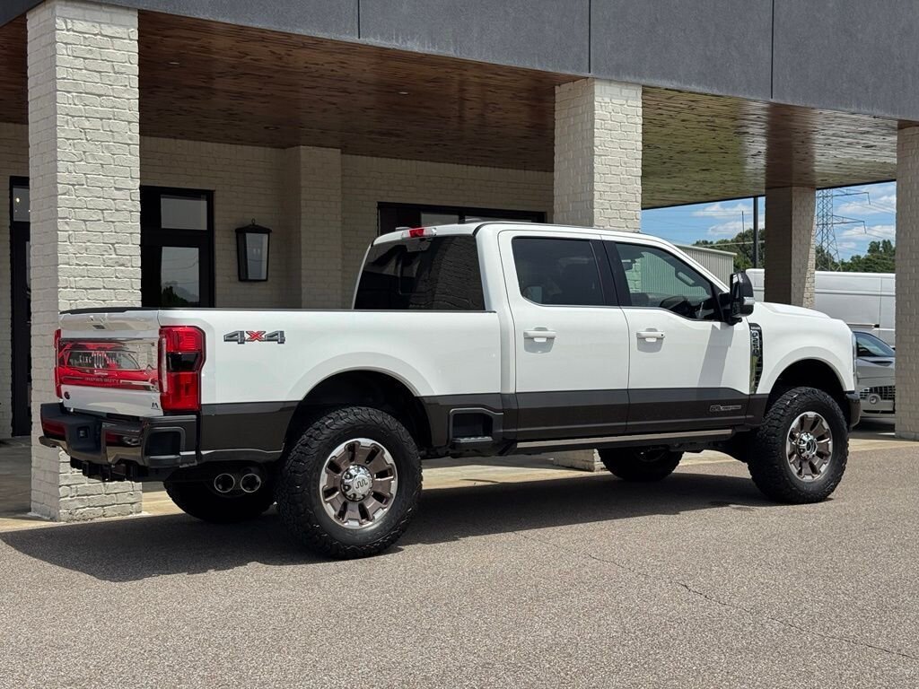 2024 Ford F-250 Super Duty King Ranch 4X4   - Photo 14 - Martin, TN 38237