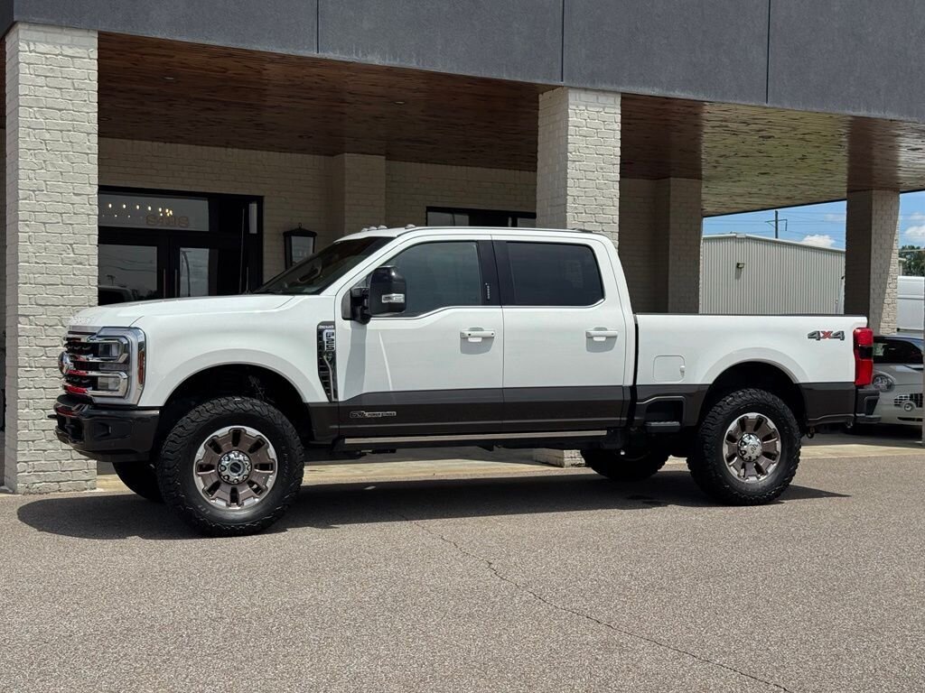 2024 Ford F-250 Super Duty King Ranch 4X4   - Photo 5 - Martin, TN 38237