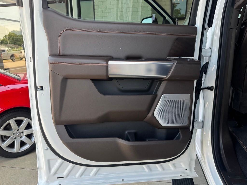 2024 Ford F-250 Super Duty King Ranch - Photo 44 - Martin, TN 38237