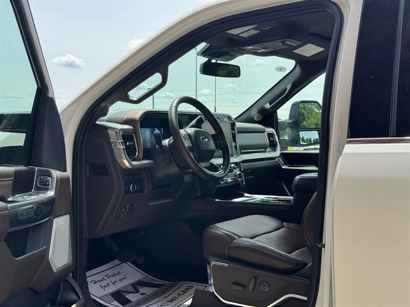 2024 Ford F-250 Super Duty King Ranch 4X4   - Photo 2 - Martin, TN 38237