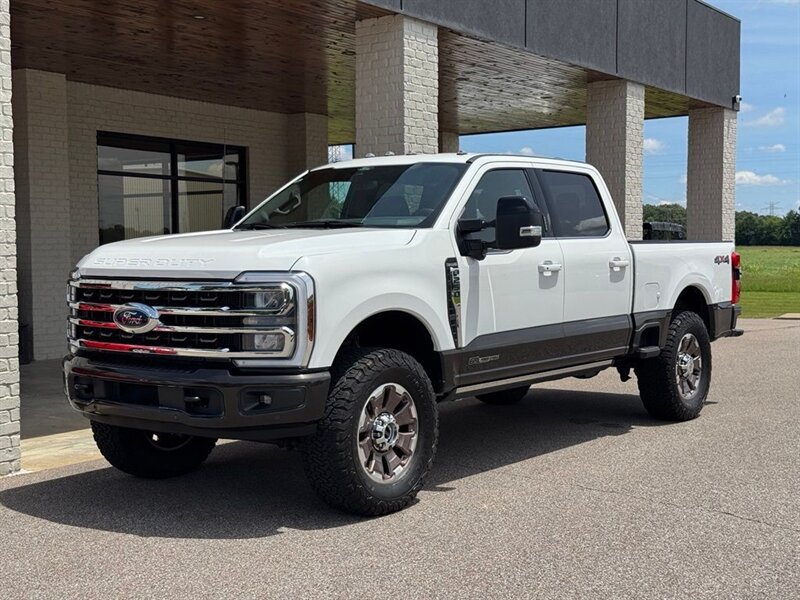 2024 Ford F-250 Super Duty King Ranch 4X4   - Photo 3 - Martin, TN 38237