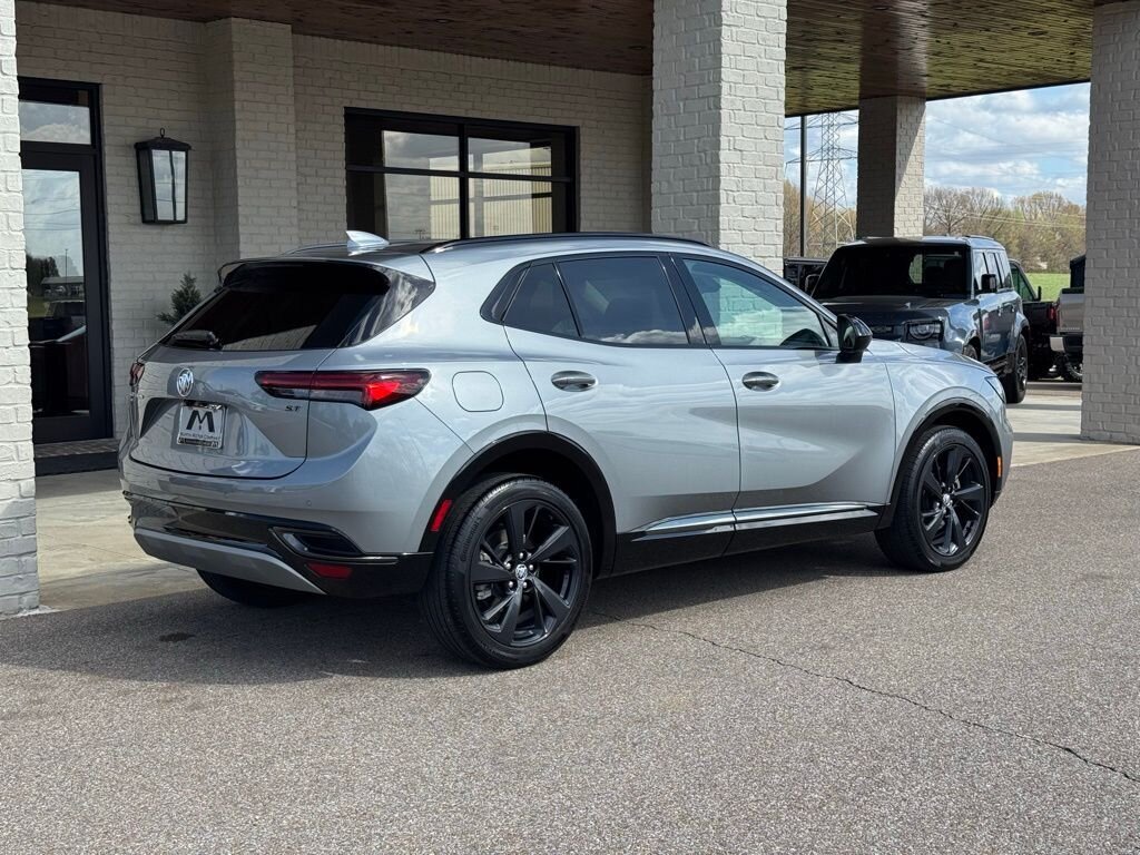 2023 Buick Envision Essence   - Photo 12 - Martin, TN 38237