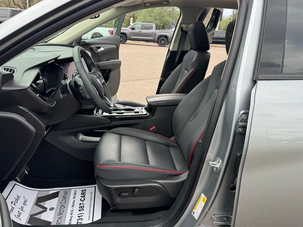 2023 Buick Envision Essence   - Photo 35 - Martin, TN 38237