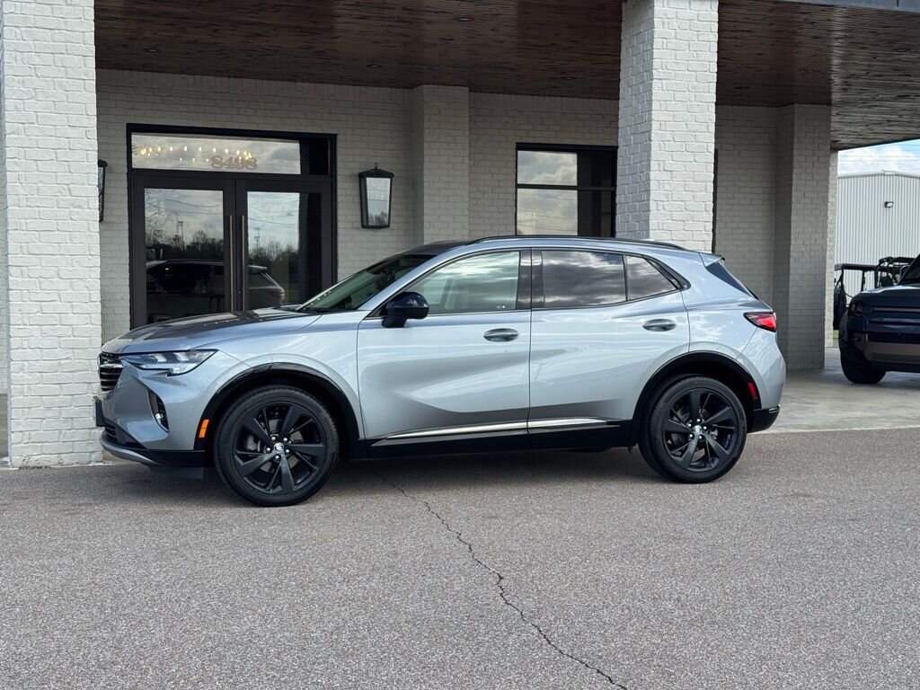 2023 Buick Envision Essence   - Photo 5 - Martin, TN 38237