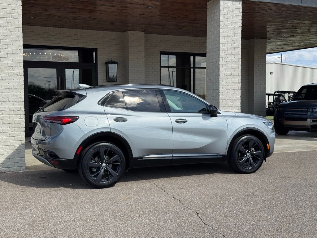 2023 Buick Envision Essence   - Photo 13 - Martin, TN 38237