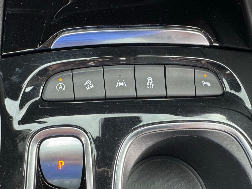 2023 Buick Envision Essence   - Photo 31 - Martin, TN 38237