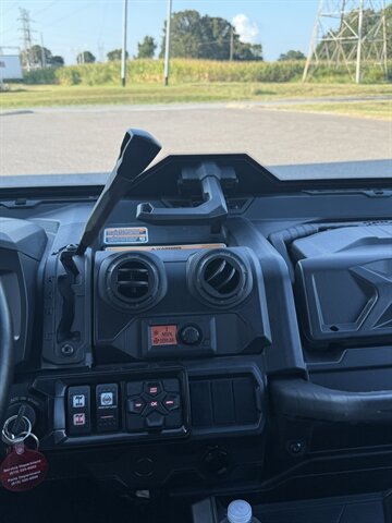 2021 CAN AM DEFENDER MAX HD10 LIMITED   - Photo 12 - Martin, TN 38237