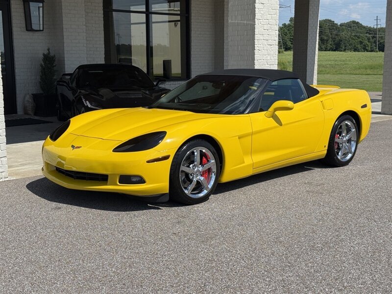 2008 Chevrolet Corvette Convertible photo 3