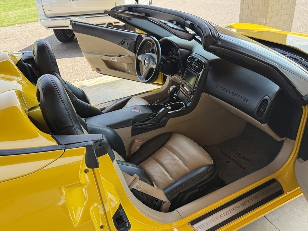 2008 Chevrolet Corvette Convertible photo 33