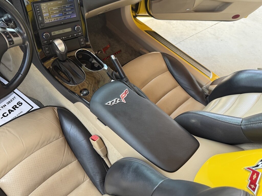 2008 Chevrolet Corvette Convertible photo 30