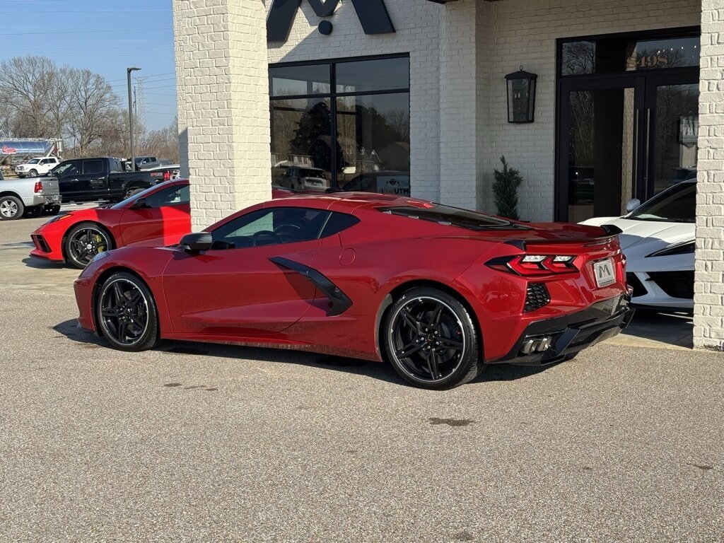 2022 Chevrolet Corvette Stingray 2LT - Photo 8 - Martin, TN 38237