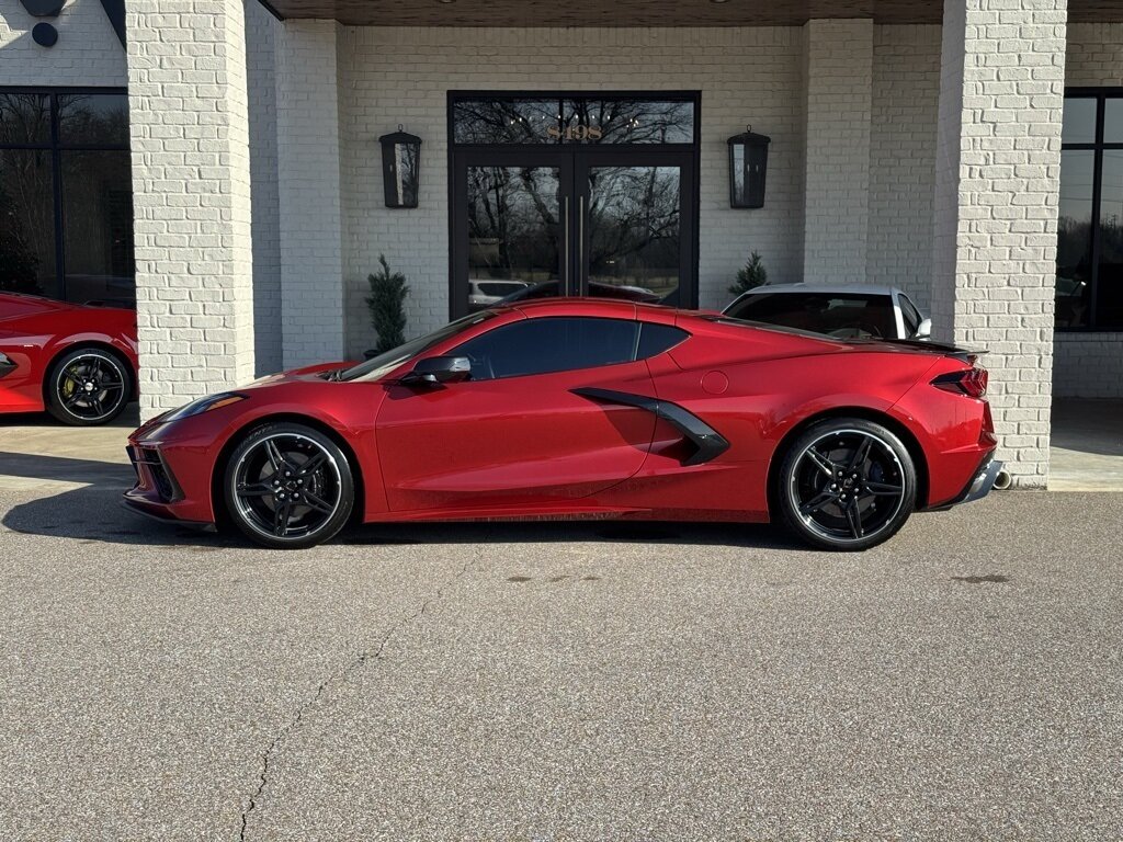 2022 Chevrolet Corvette Stingray 2LT - Photo 6 - Martin, TN 38237