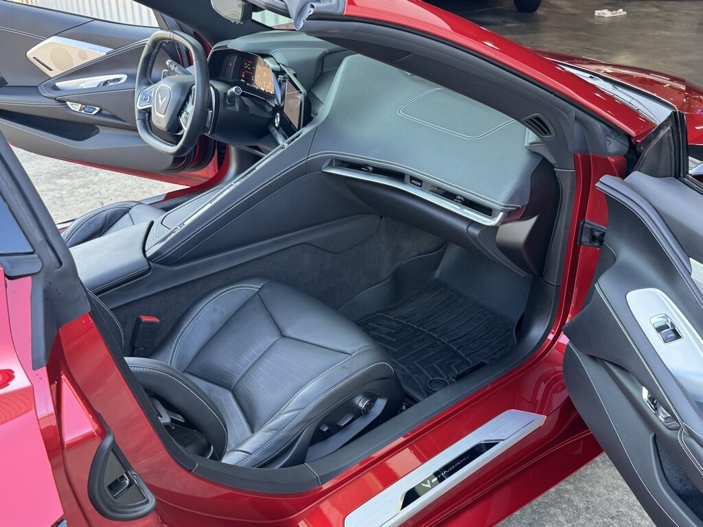 2022 Chevrolet Corvette Stingray 2LT - Photo 45 - Martin, TN 38237