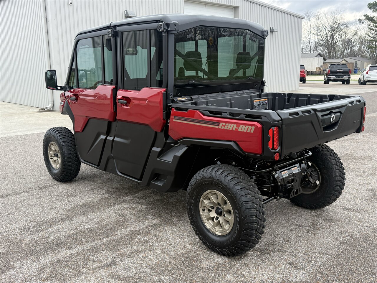 2024 Can-Am Defender MAX Limited HD10   - Photo 5 - Martin, TN 38237