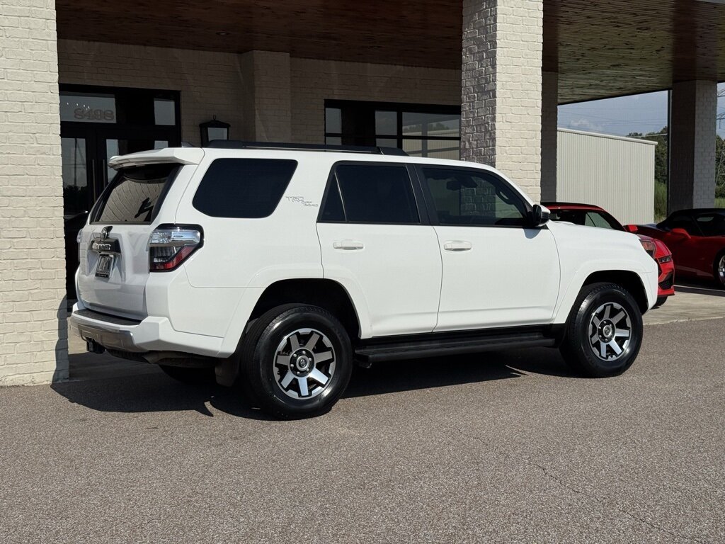 2022 Toyota 4Runner TRD Off-Road - Photo 12 - Martin, TN 38237