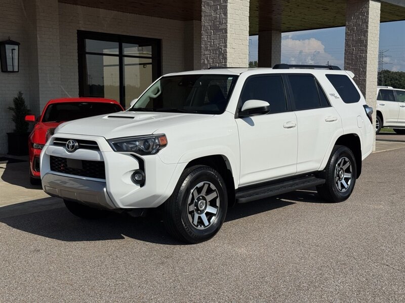 2022 Toyota 4Runner TRD Off-Road - Photo 3 - Martin, TN 38237