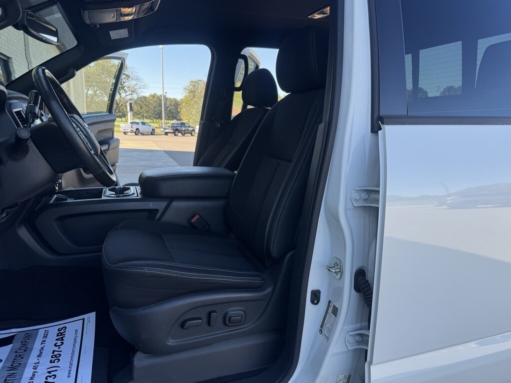 2019 Nissan Titan SV - Photo 34 - Martin, TN 38237