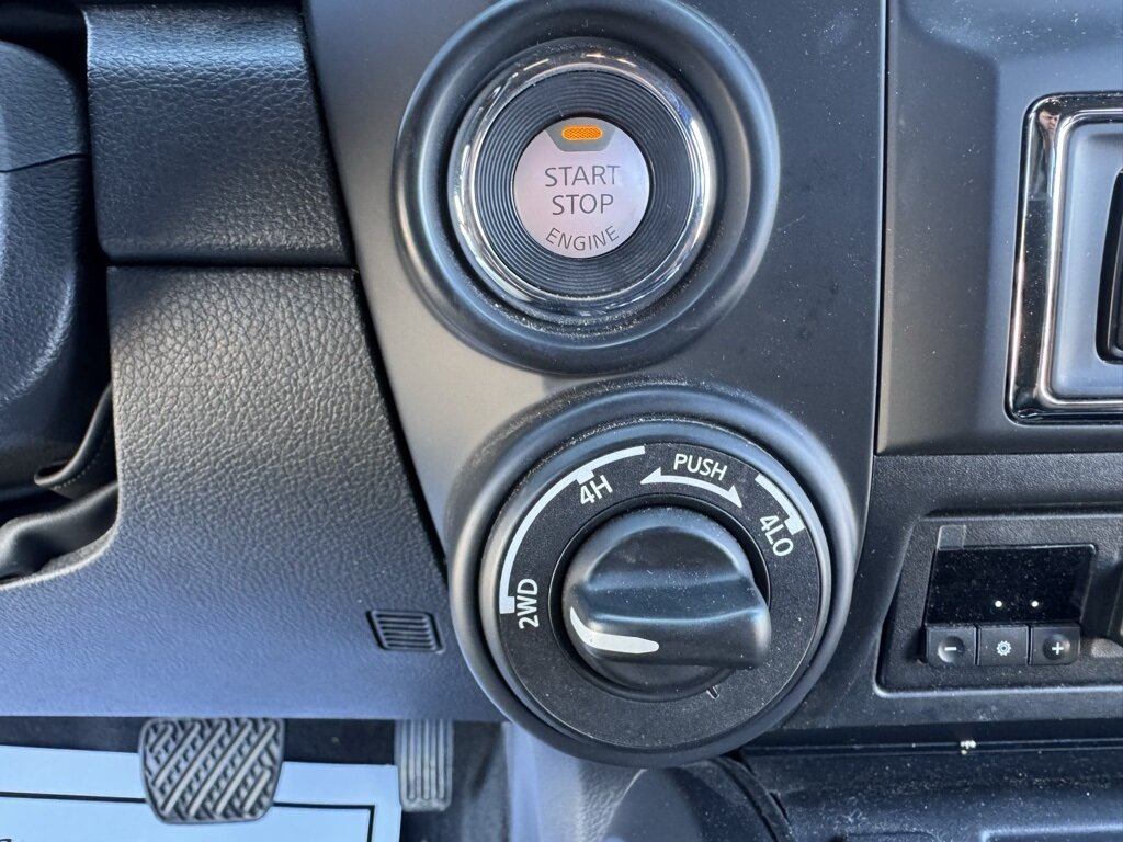 2019 Nissan Titan SV - Photo 31 - Martin, TN 38237