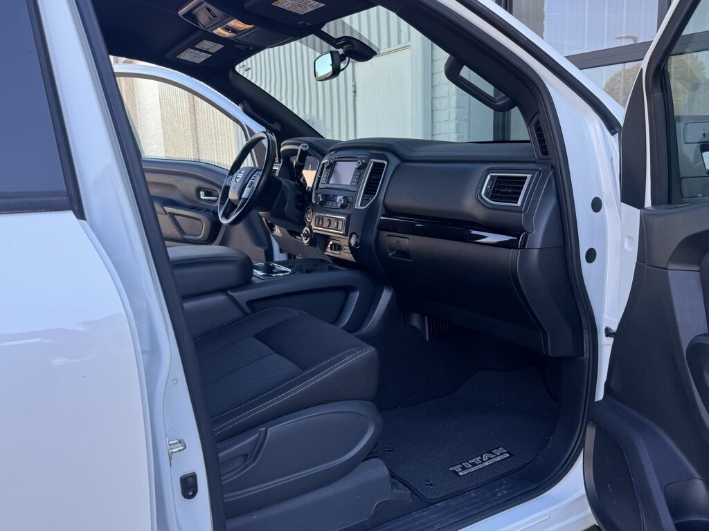 2019 Nissan Titan SV - Photo 42 - Martin, TN 38237