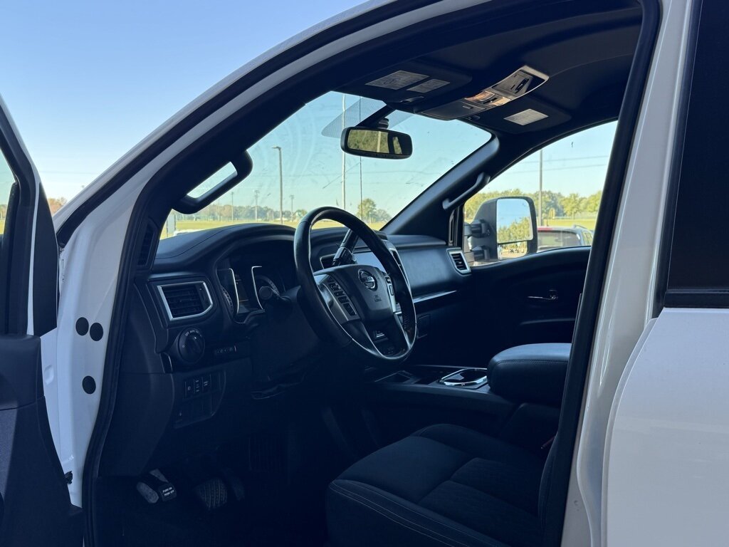 2019 Nissan Titan SV - Photo 46 - Martin, TN 38237