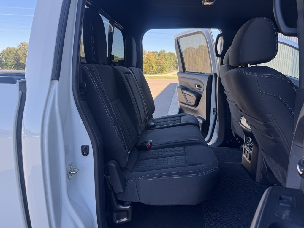 2019 Nissan Titan SV - Photo 40 - Martin, TN 38237