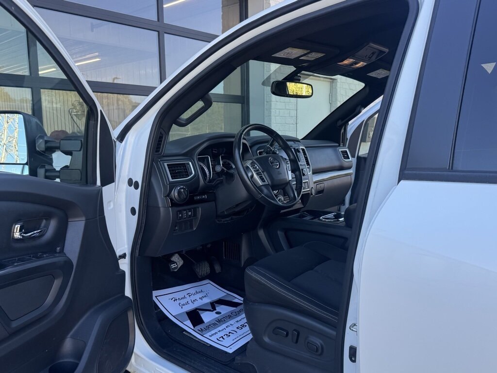 2019 Nissan Titan SV - Photo 24 - Martin, TN 38237