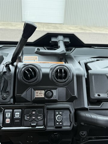 2024 CAN AM DEFENDER HD10 LIMITED   - Photo 11 - Martin, TN 38237