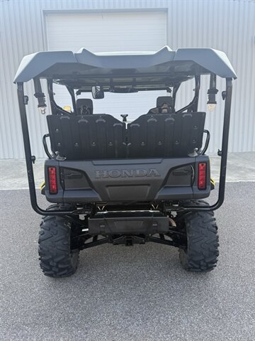 2018 Honda PIONEER 1000-5 DELUXE   - Photo 5 - Martin, TN 38237