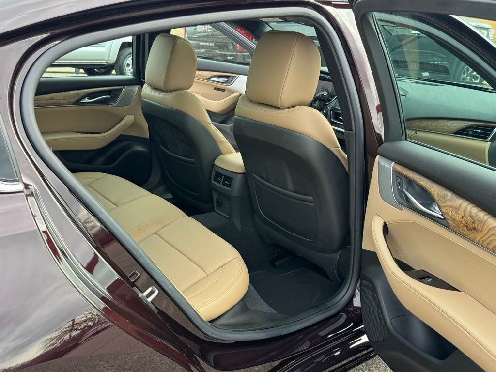 2022 Cadillac CTS Premium Luxury - Photo 43 - Martin, TN 38237