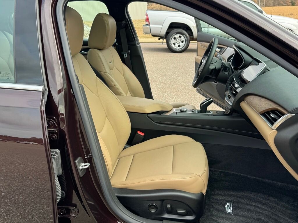 2022 Cadillac CTS Premium Luxury - Photo 47 - Martin, TN 38237