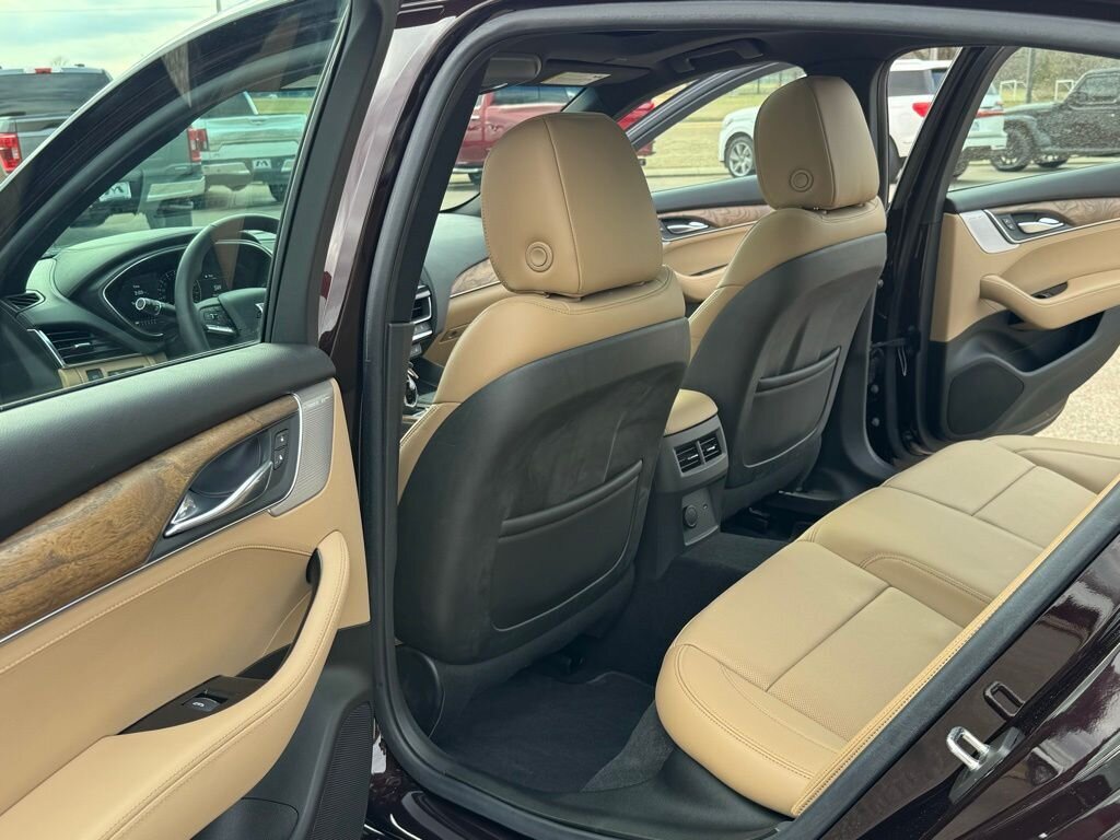 2022 Cadillac CTS Premium Luxury - Photo 39 - Martin, TN 38237