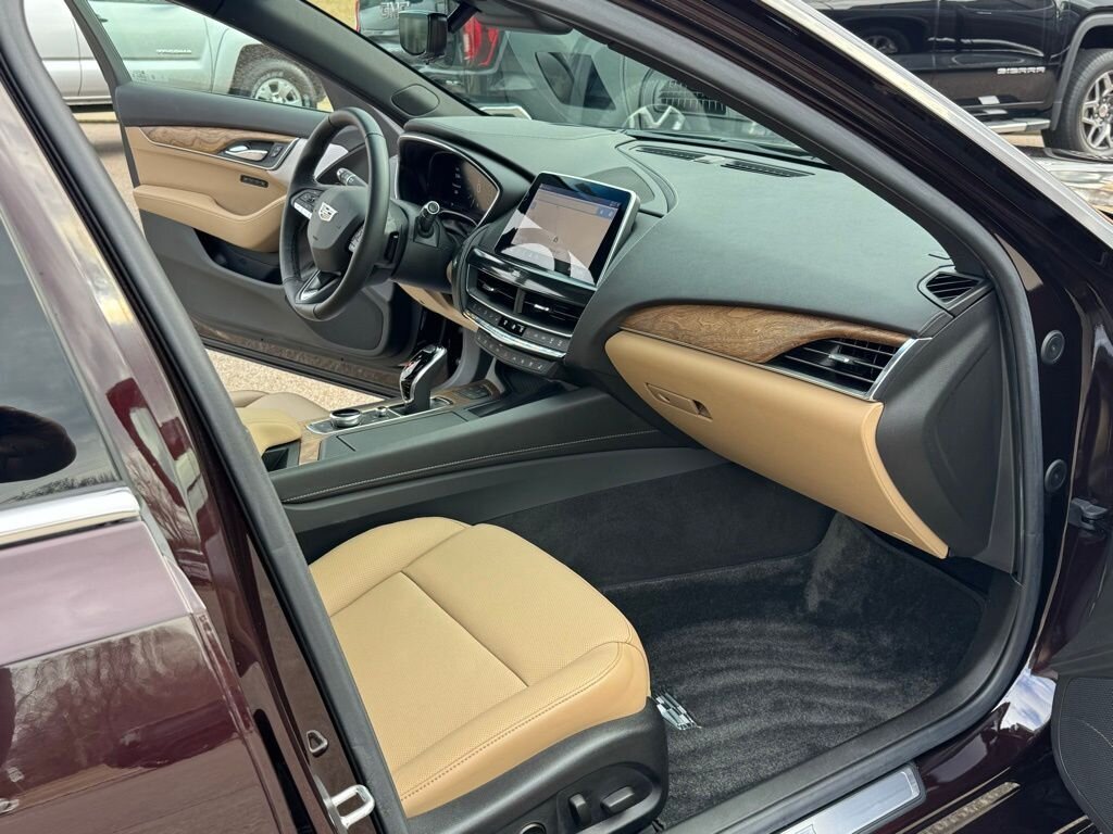 2022 Cadillac CTS Premium Luxury - Photo 46 - Martin, TN 38237