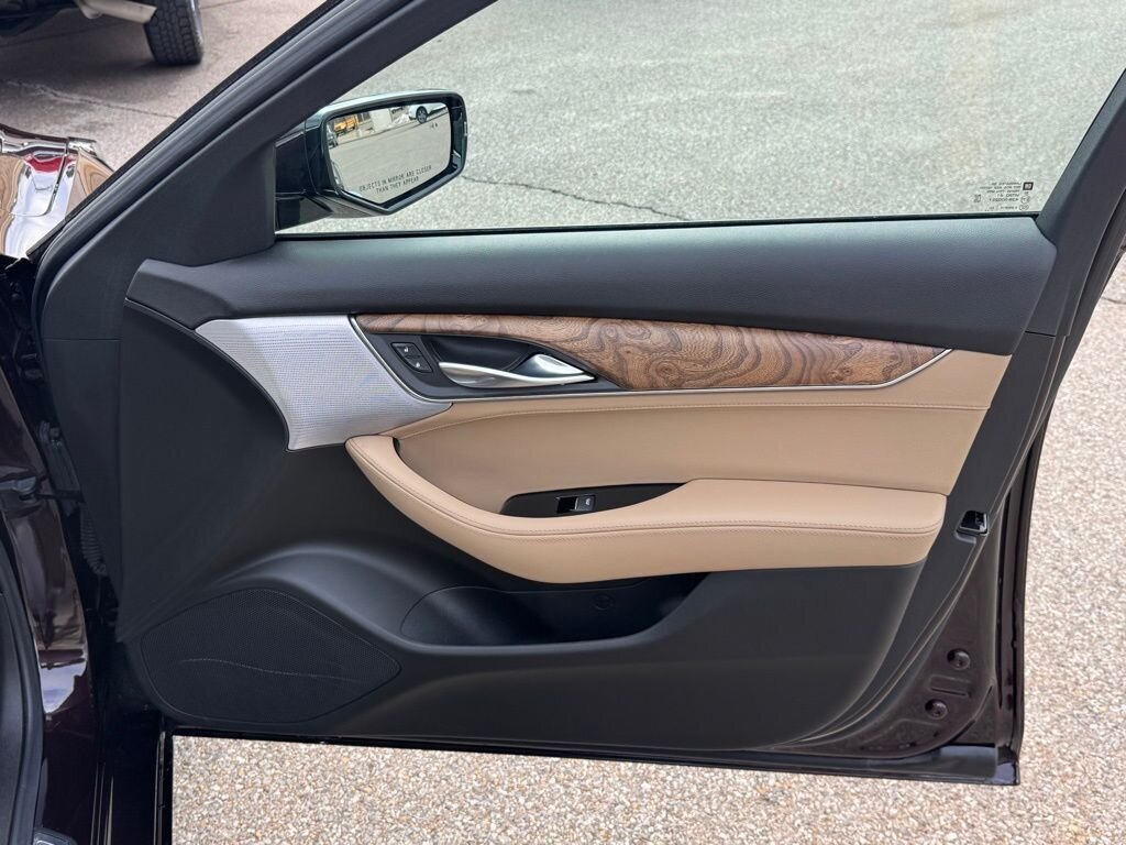 2022 Cadillac CTS Premium Luxury - Photo 48 - Martin, TN 38237