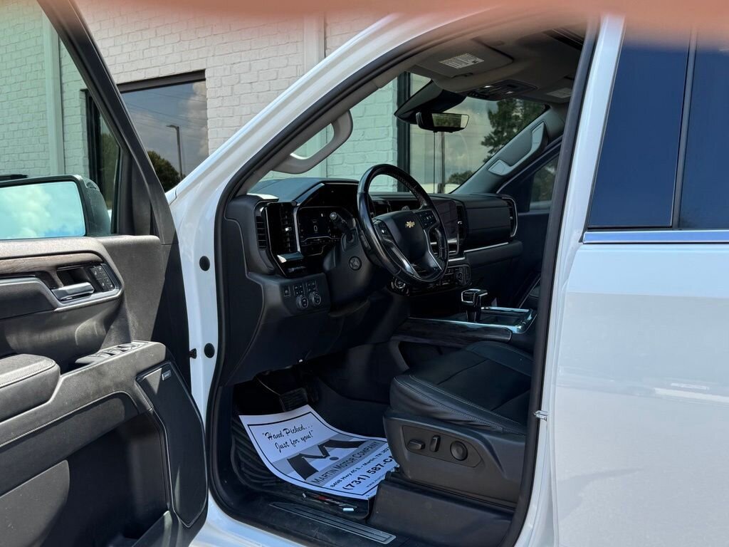 2023 Chevrolet Silverado 1500 LTZ - Photo 24 - Martin, TN 38237