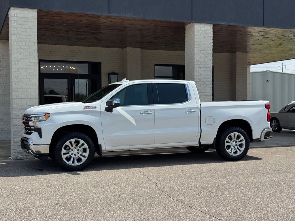 2023 Chevrolet Silverado 1500 LTZ - Photo 5 - Martin, TN 38237