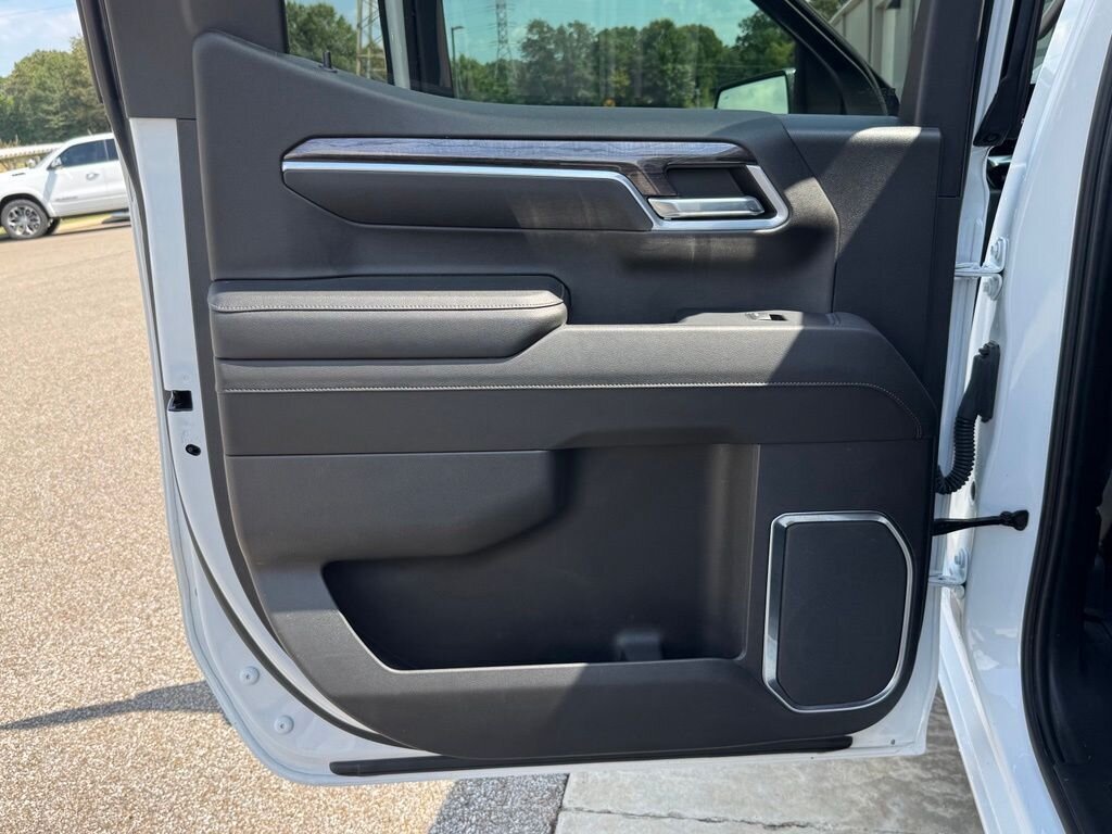 2023 Chevrolet Silverado 1500 LTZ - Photo 43 - Martin, TN 38237
