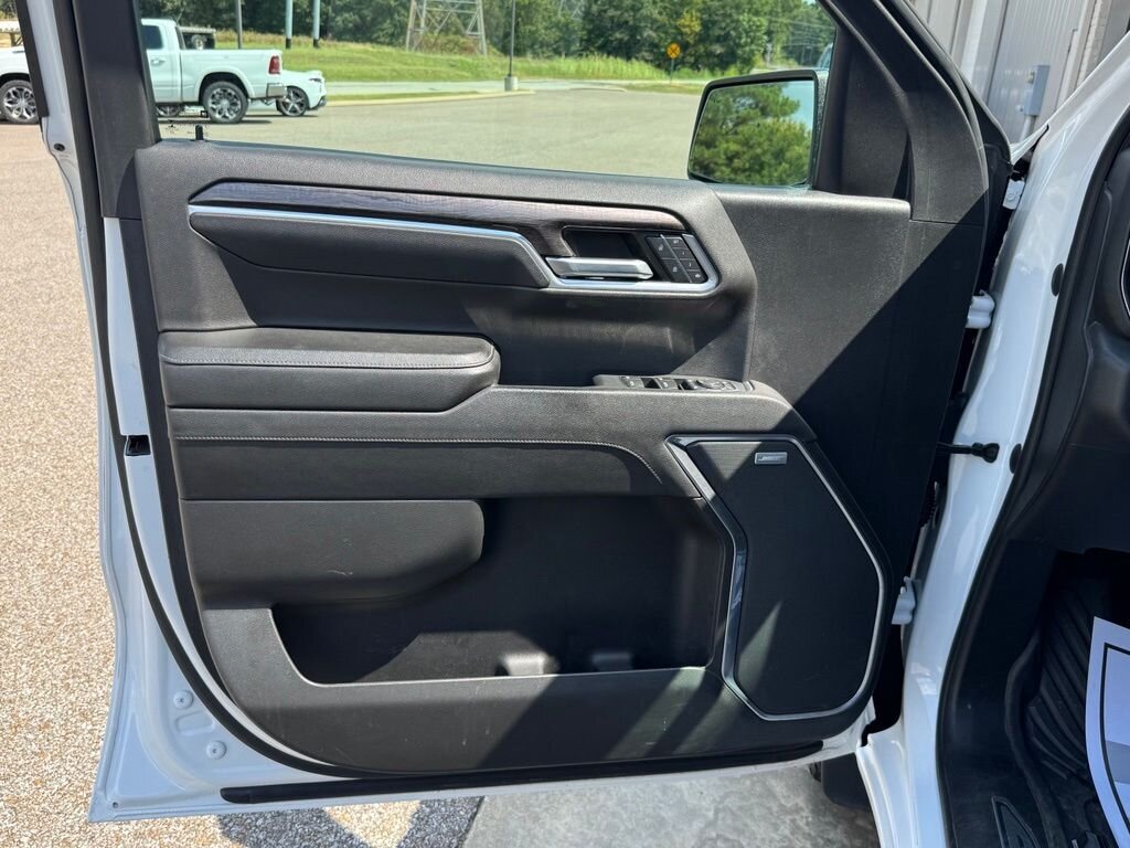 2023 Chevrolet Silverado 1500 LTZ - Photo 40 - Martin, TN 38237