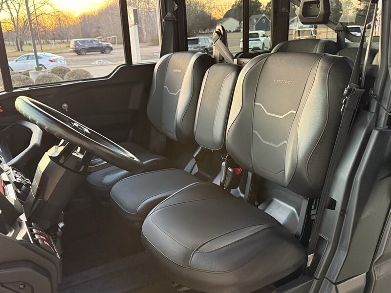 2025 CAN AM Defender MAX Limited HD10 - Photo 2 - Martin, TN 38237