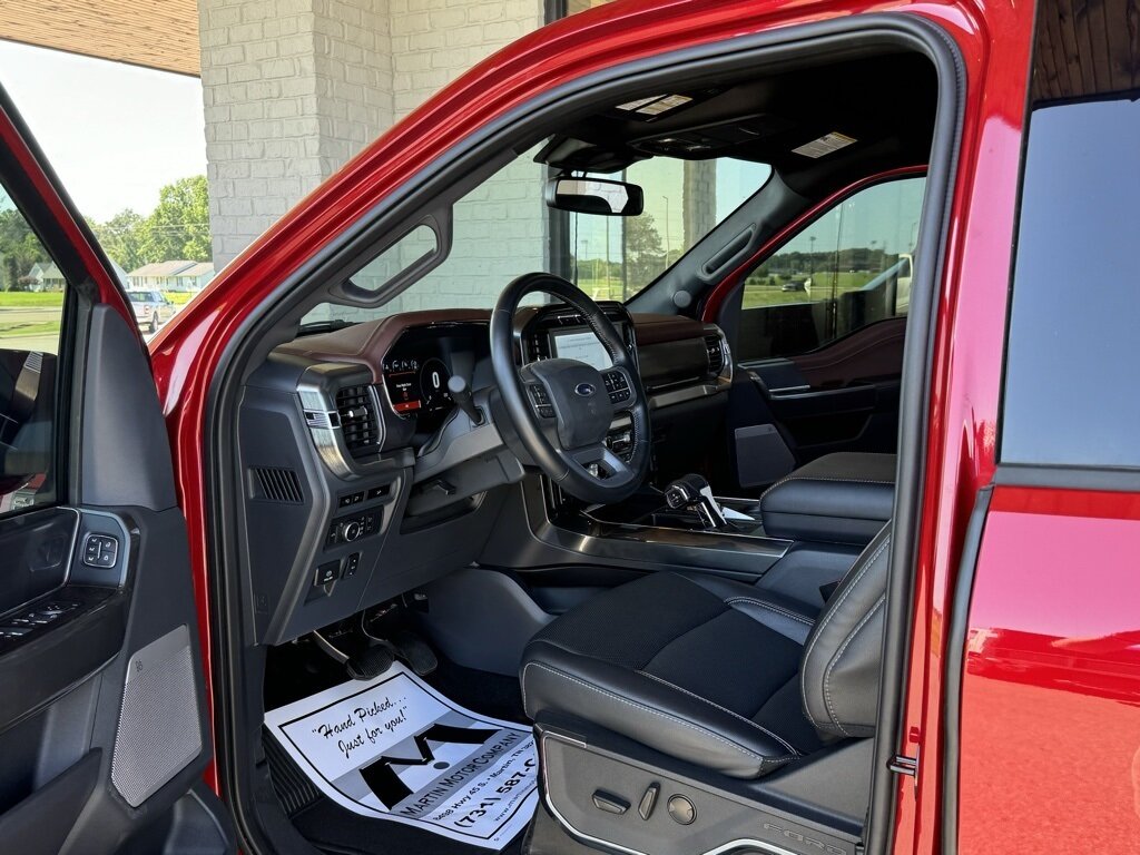 2023 Ford F-150 Lariat 4X4   - Photo 22 - Martin, TN 38237