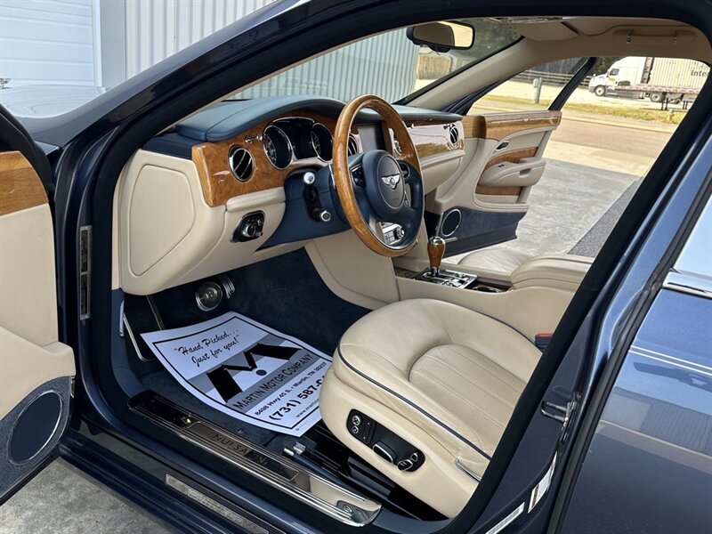 2012 Bentley Mulsanne   - Photo 2 - Martin, TN 38237