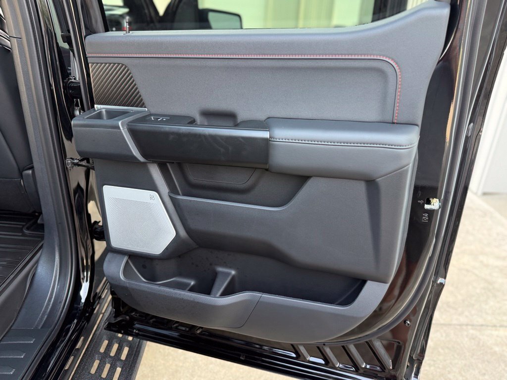2025 Ford F-150 Raptor - Photo 47 - Martin, TN 38237