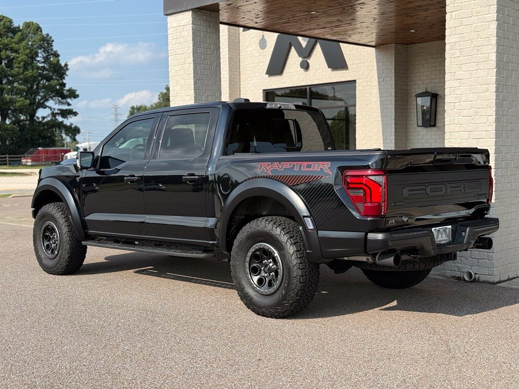 2025 Ford F-150 Raptor - Photo 10 - Martin, TN 38237