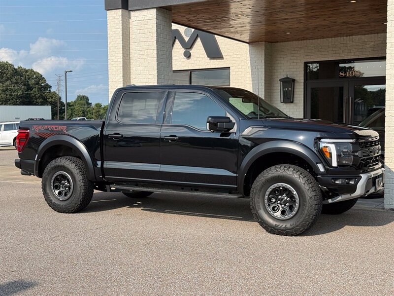 2025 Ford F-150 Raptor - Photo 3 - Martin, TN 38237