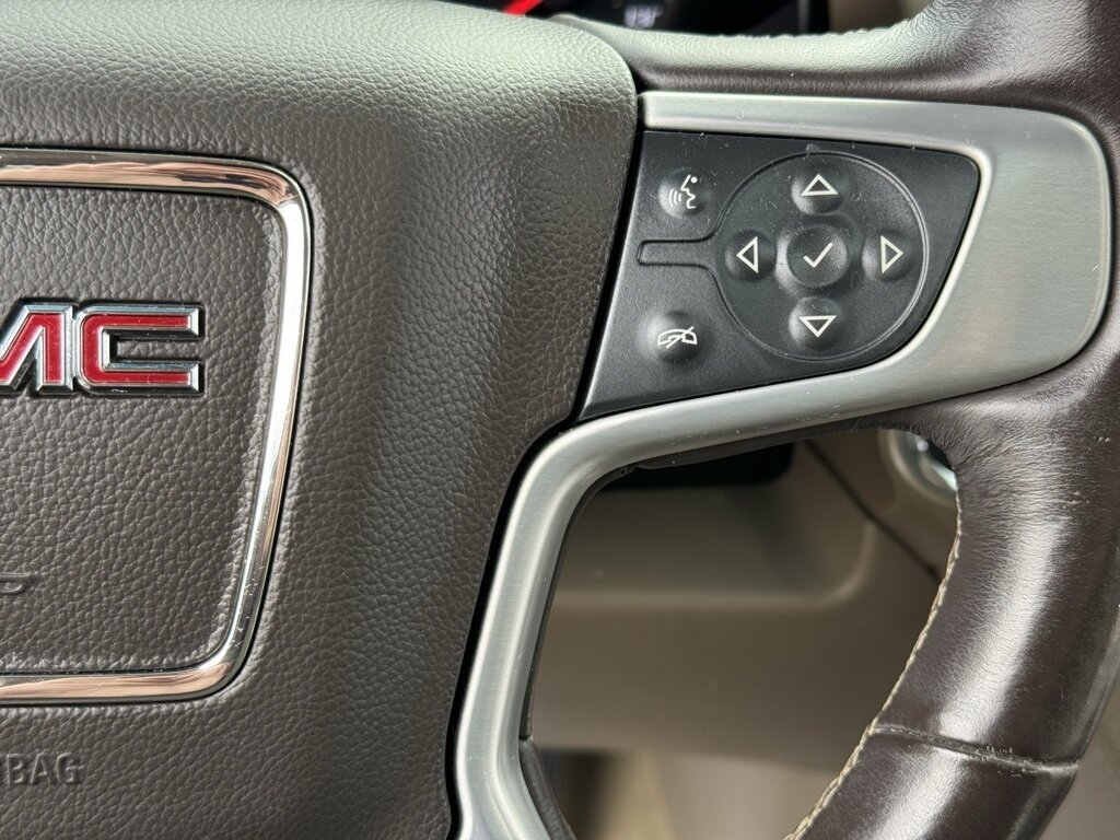 2018 GMC Yukon SLT   - Photo 22 - Martin, TN 38237