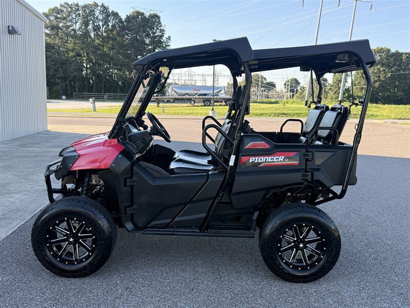 2017 Honda Pioneer 700-4   - Photo 4 - Martin, TN 38237