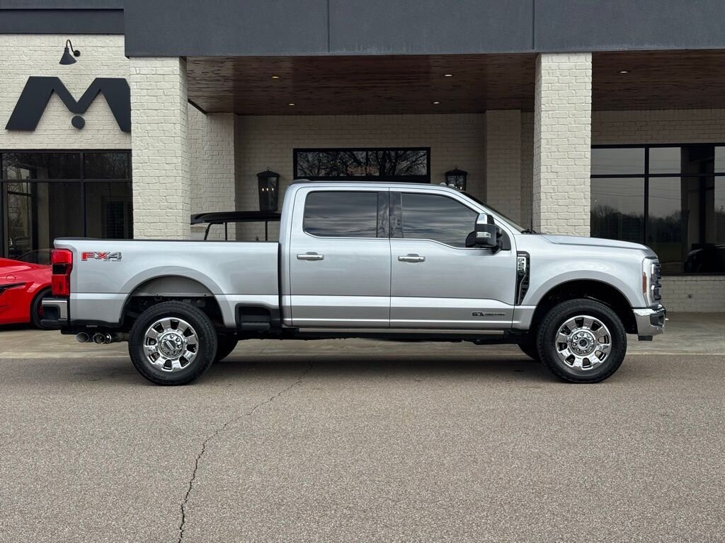 2024 Ford F-250 Lariat   - Photo 17 - Martin, TN 38237