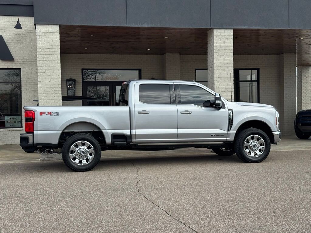 2024 Ford F-250 Lariat   - Photo 16 - Martin, TN 38237