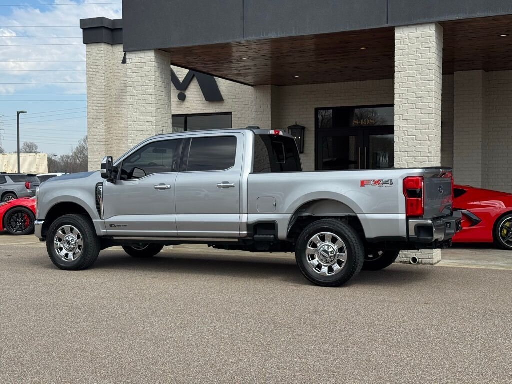 2024 Ford F-250 Lariat   - Photo 9 - Martin, TN 38237